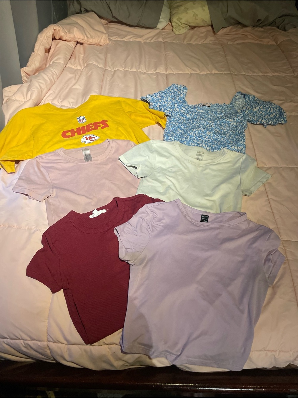 Various Women’s Baby Tees & Crop Tops